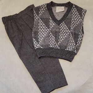 NWOT boy's two piece outfit